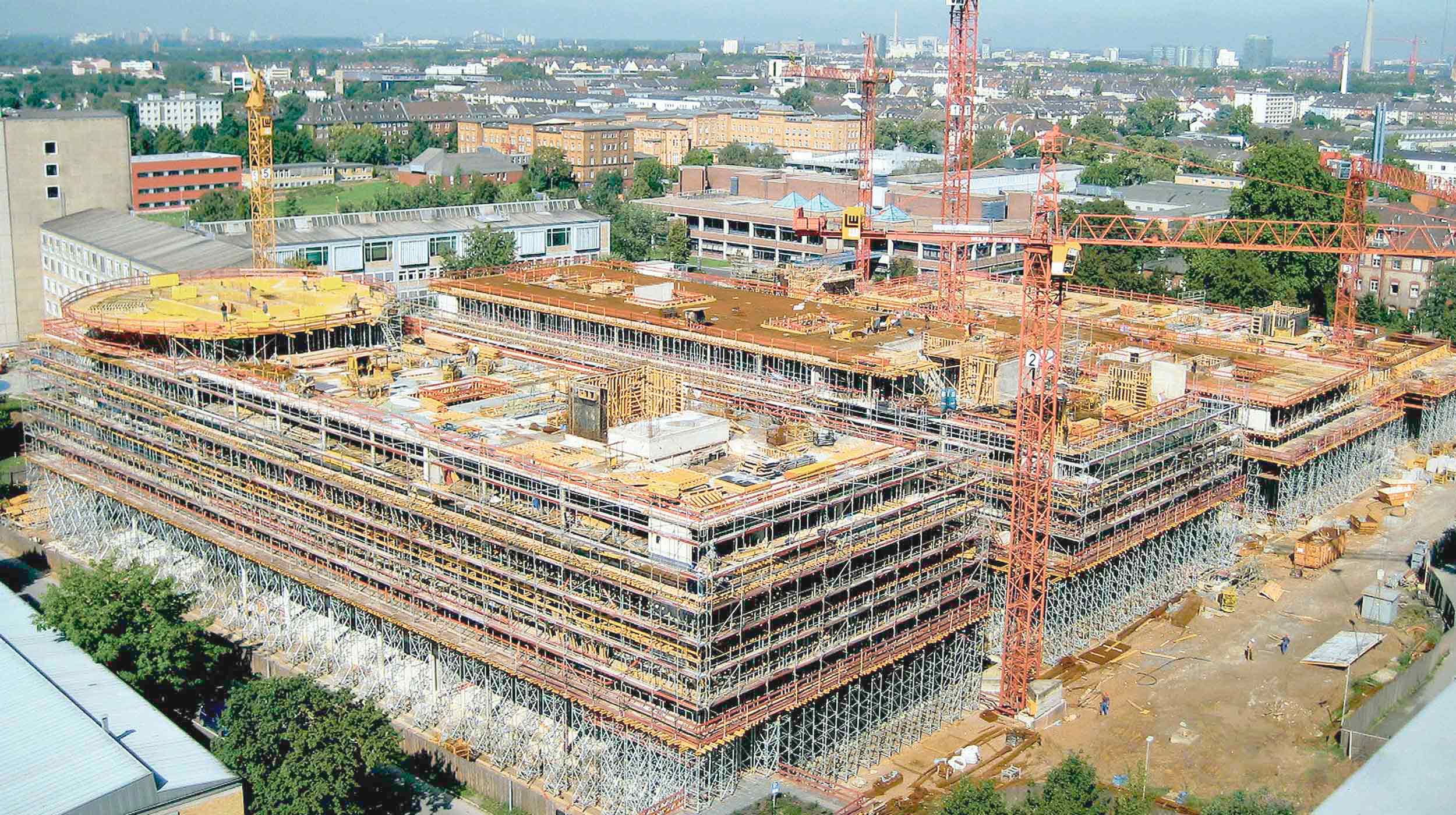 O novo Centro de Medicina Operacional II é um elemento chave para a reestruturação e modernização da Clínica Universitária de Düsseldorf.