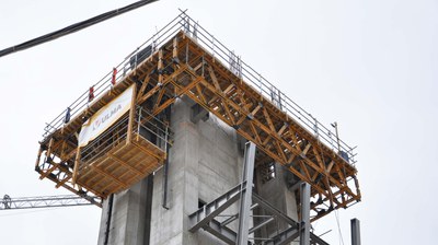 Torre Mirante do Centro de Exposições e Conderências, em Kielce, Polônia