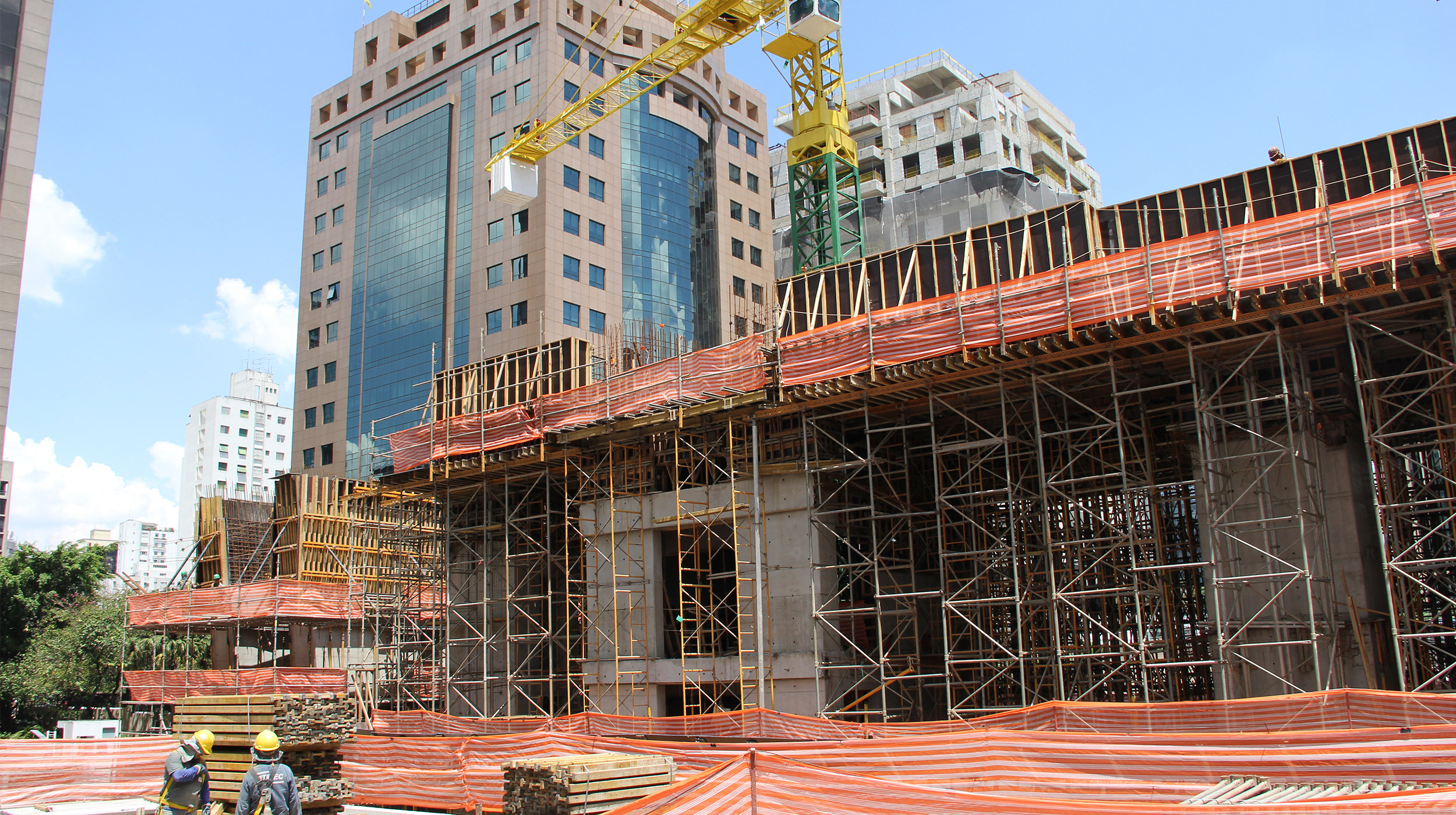 Localizado na região da avenida Brigadeiro Faria Lima, uma das mais importantes vias da Zona Sul de São Paulo, este edifício será um novo marco arquitetônico da região.