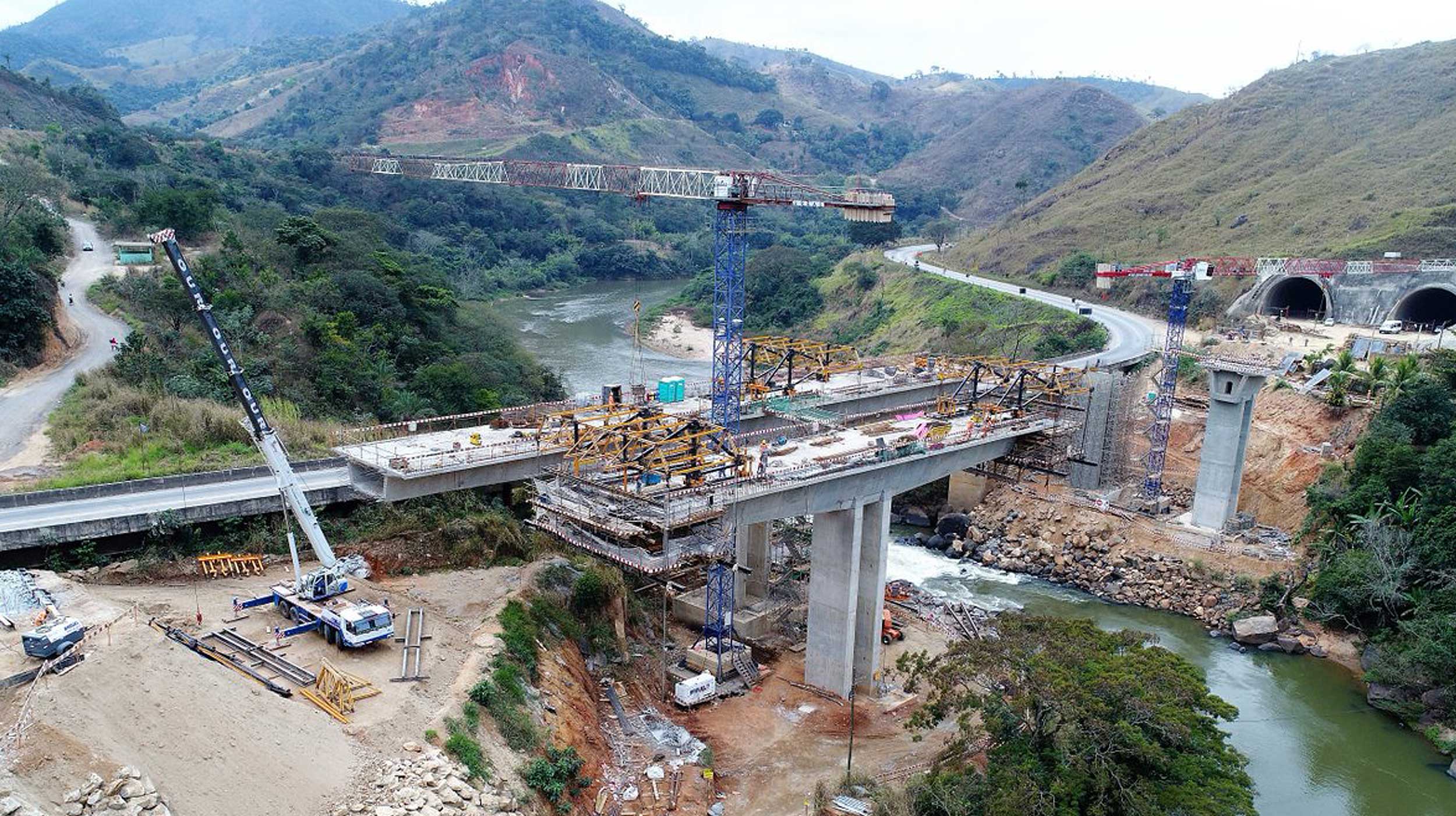 A rodovia BR-381 é uma das mais importantes rodovias federais brasileiras. Com 1.181 km de extensão.