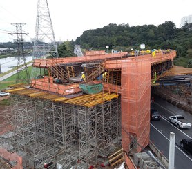 Ponte Laguna Panamby, São Paulo, Brasil