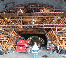 Túnel Águas Santas, Oporto, Portugal