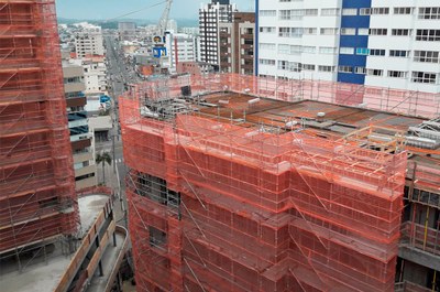 https://www.ulmaconstruction.com.br/pt-br/ulma/blog/impacto-nova-nr18-uso-andaimes-e-plataformas-de-trabalho/@@images/398367ef-0e7a-49dc-a928-5309cec72898.jpeg