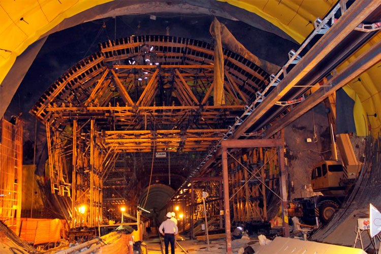 tuneis-metro-linha-5-sao-paulo-ulma