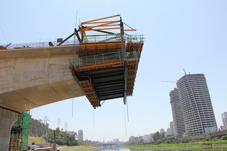 Ponte Itapaiuna, São Paulo, Brasil